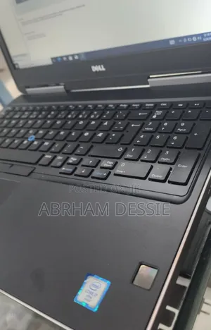 New Laptop Dell XPS 15 16GB Intel Core I7 SSD 512GB