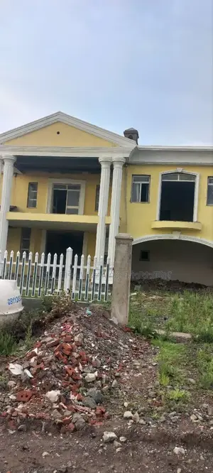 6bdrm House in Ccd Real State, Oromia-Finfinne for sale
