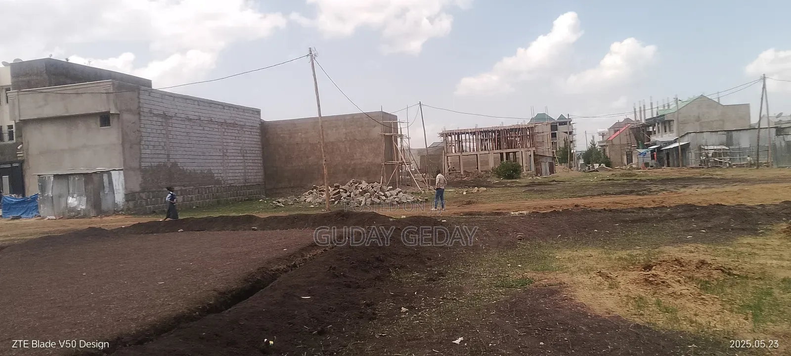 ቃሊቲ ዩኒሳ አደባባይ 140 ካሬ ባዶ ቦታ