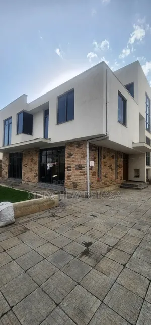 Furnished 5bdrm House in Rosetta, Oromia-Finfinne for sale