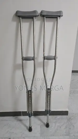 Kranch/Underarm Crutches,Crafted From Durable Aluminum Alloy
