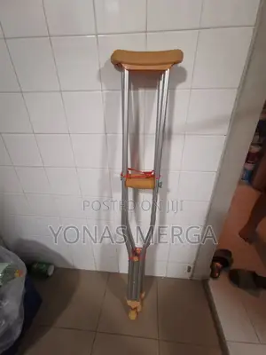 Crutches ٧kranch田comfort Every Step:Our Under Arm Crutches