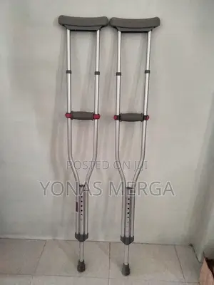 Crutchesؤءkranch半crutches Feat. Clip-Lock Adjusted Handles