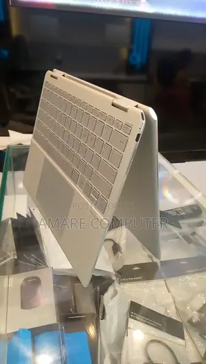 New Laptop HP Spectre X360 16GB Intel Core I5 SSD 1T