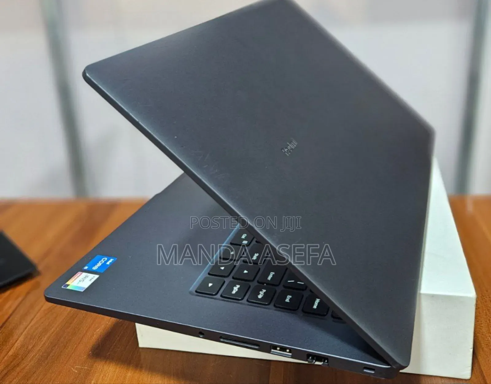 New Laptop Huawei MateBook 13 WRT-W29E 8GB Intel Core I5 SSD 512GB