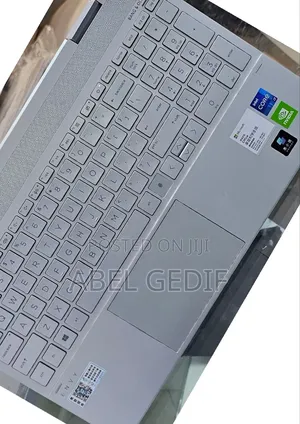 New Laptop HP Envy X360 16GB Intel Core I7 SSD 512GB