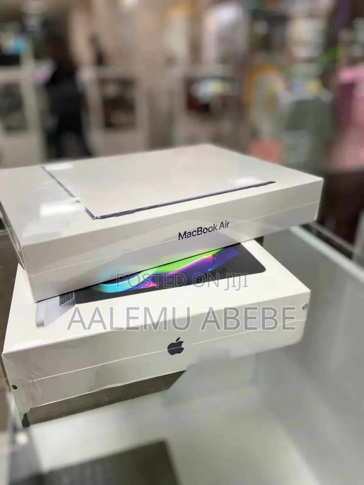 New Laptop Apple MacBook Air 2022 M2 8GB Apple M2 SSD 512GB