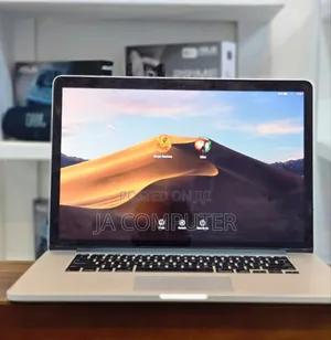 New Laptop Apple MacBook Pro 2015 16GB Intel Core I7 SSD 256GB