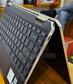 New Laptop HP Spectre 16GB Intel Core I7 SSD 1T