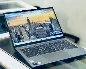 New Laptop Lenovo Thinkbook 14 16GB Intel Core Ultra 7 SSD 512GB