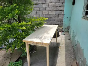 Office Table 150×60 Cm With an Australian Wood Leg