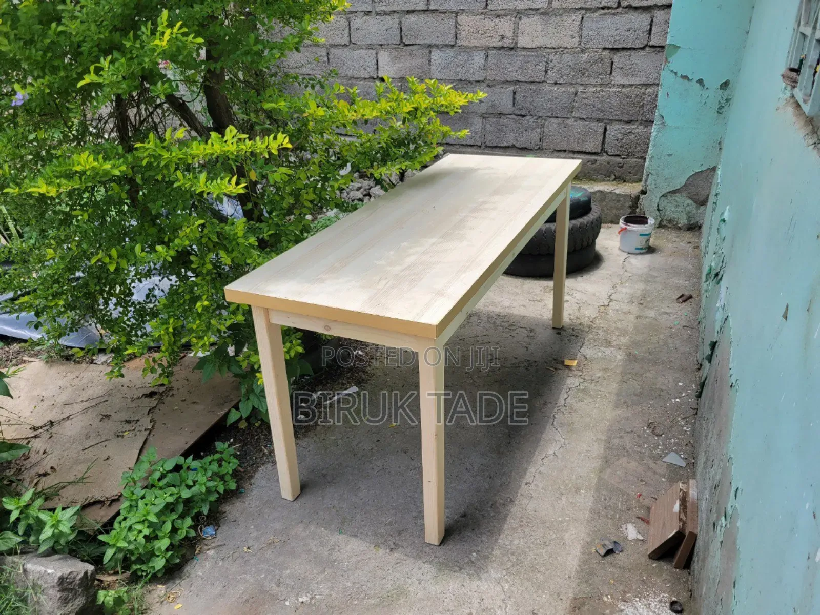 Office Table 150×60 Cm With an Australian Wood Leg