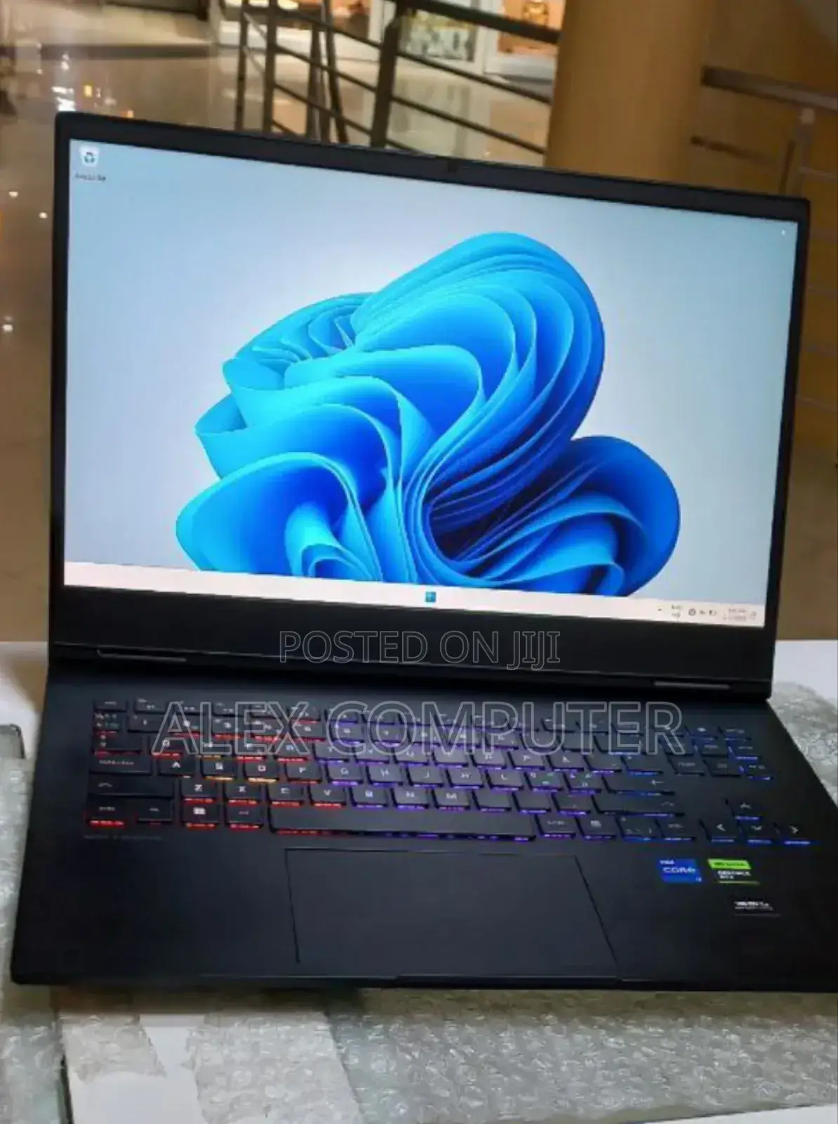 New Laptop HP Omen 16 16GB Intel Core I7 SSD 512GB