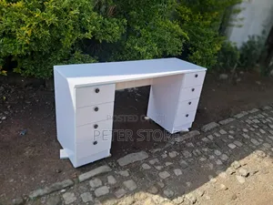 New Office Table Design