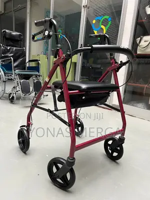 Walker//Walker፬٨adjustable to Suit All Users of Various Size