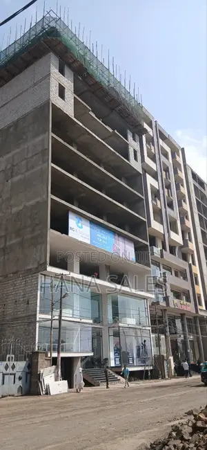 መሀል ቦሌ ላይ የንግድ ሱቅ