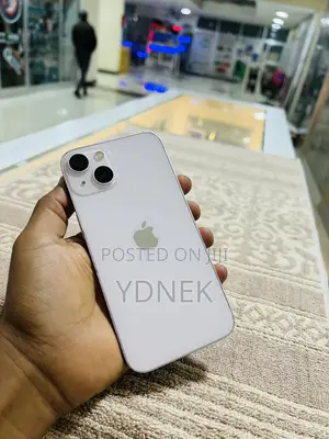 Apple iPhone 13 128 GB White