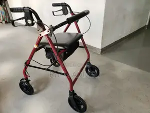 Four Wheel With Frame Walker材你walker貿與walker並非walker篇章walker