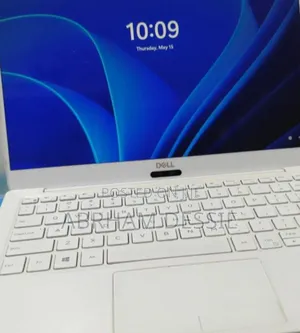 New Laptop Dell XPS 13 8GB Intel Core I7 SSD 512GB