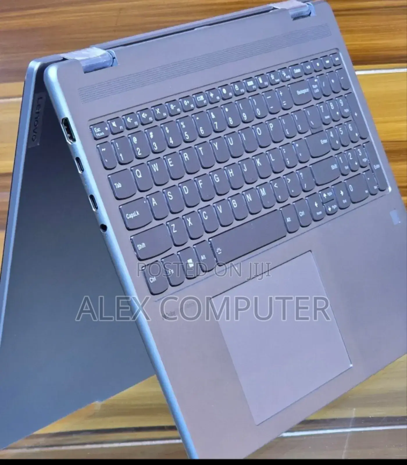New Laptop Lenovo Yoga 7i 16GB Intel Core I7 SSD 512GB