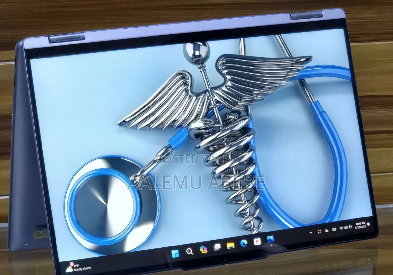 New Laptop Lenovo Yoga 7i 16GB Intel Core i7 SSD 512GB