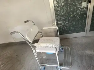 Wheelchair Commode才是commode Wheelchair就在wheelchair Commode
