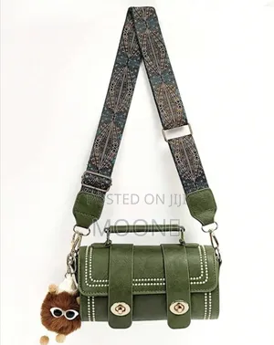 Shein | Vintage Cylindrical Handbag  
Bohemia Style