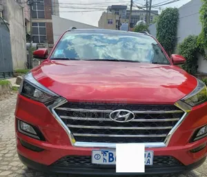 Hyundai Tucson 2019 Red