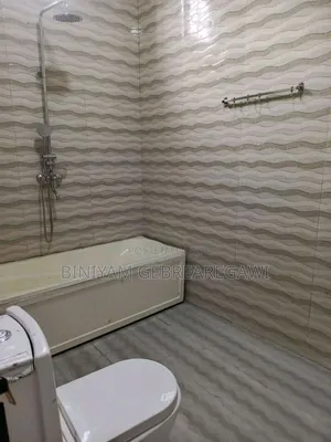 5bdrm House in House, Yeka for rent