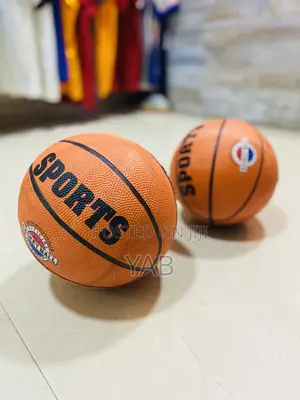 Basketball Ball Kids ( Size 5 - 7 )