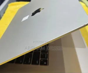 New Laptop Apple MacBook Air 2023 M2 16GB Intel Core I5 SSD 512GB