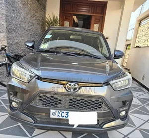 Toyota Raize 2023 Gray