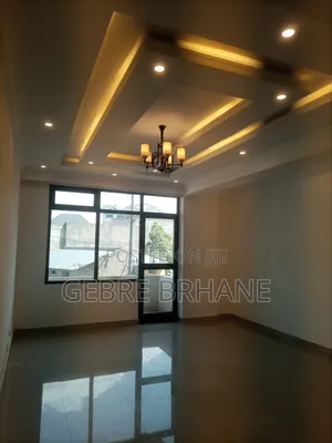 3bdrm Apartment in Apartment, Yeka for rent