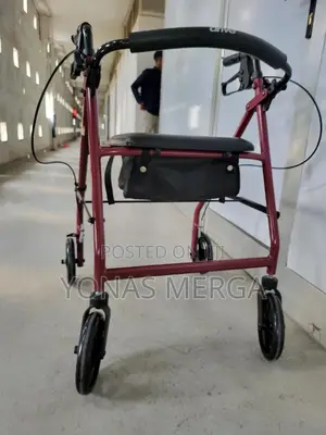 Walker//Walking Frame With 8 Inch Wheels ( Rollator) 4kg