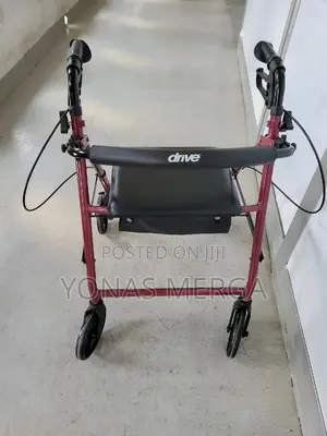 Walker//Walker**Smooth Gliding, Easy Rolling Walking Frame