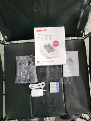 Digita Blood Pressuer Packed Medical Rechargable Bp Monitor