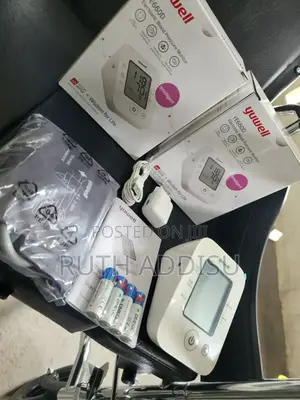 Digital Blood Pressuer Monitor當時medical Bp Monitor Digital