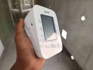 Packed Medical Blood Pressuer Monitor半個digital Bp Monitor