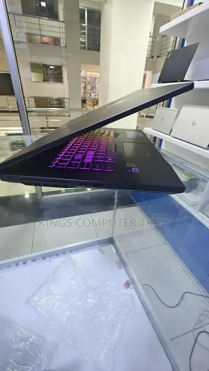 New Laptop MSI GF63 16GB Intel Core I9 SSD 1T