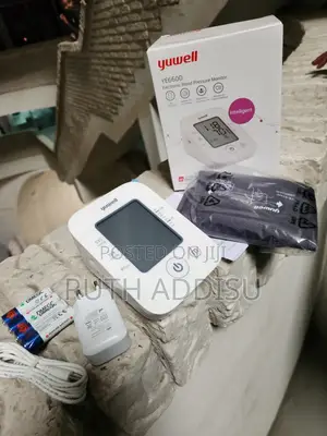Blood Pressuer Monitor當digital Bp烘乾rechargable Bp Monitor