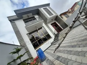8bdrm House in G+1 House, Yeka for rent