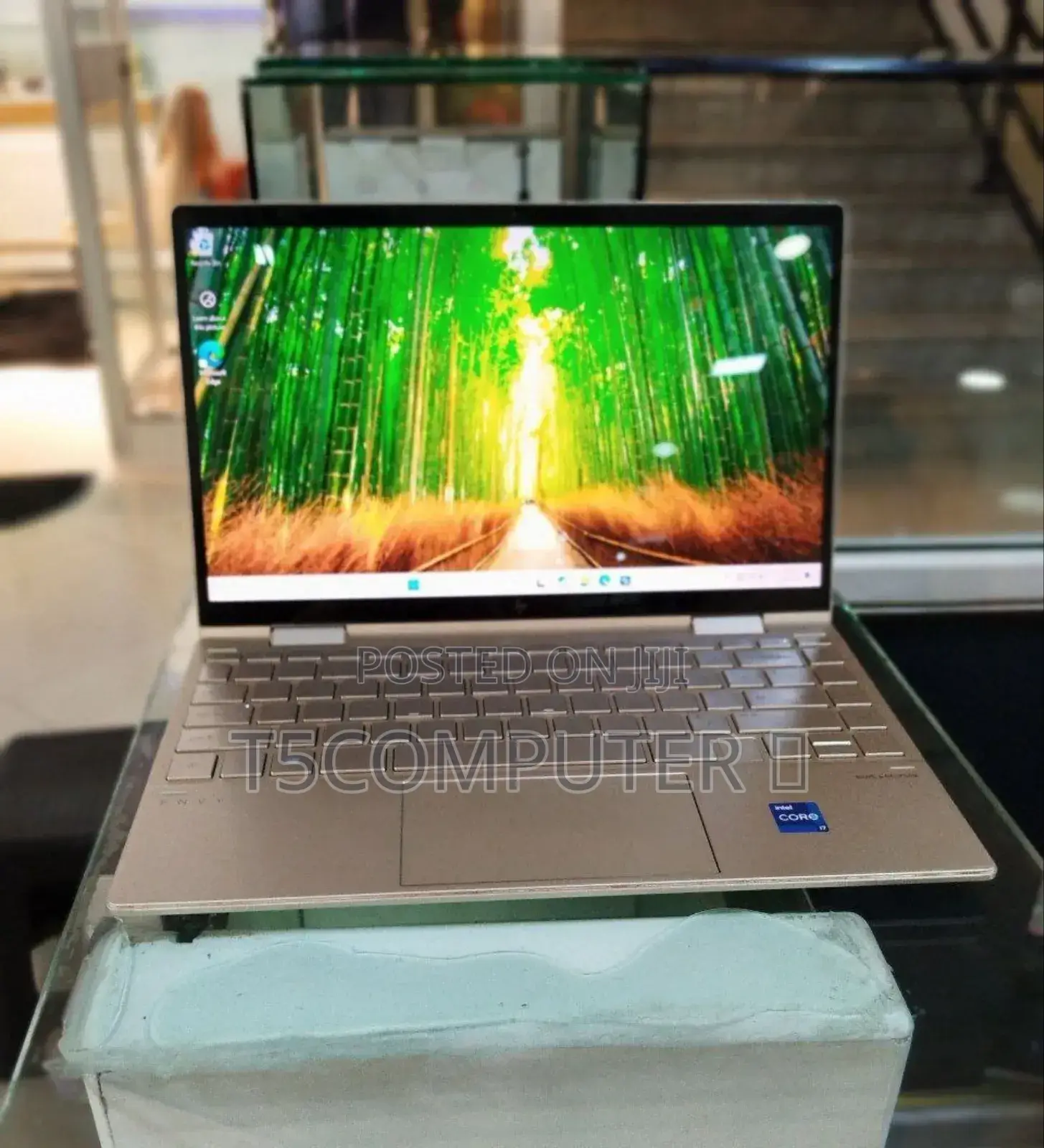 New Laptop HP Envy X360 8GB Intel Core I7 SSD 1T