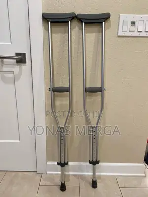 Crutches Features Convenient Folding System to Allow Crutche