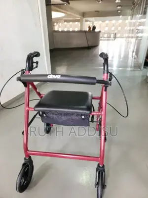Walker米酒walker災區walker局長walker鉛球walker骨骼walker骨折walker