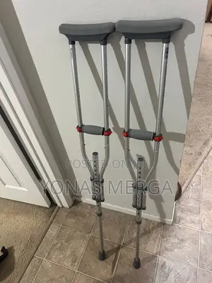 Crutches臥٤stable Rubber Bush٩٩helpful for Those Who Walk