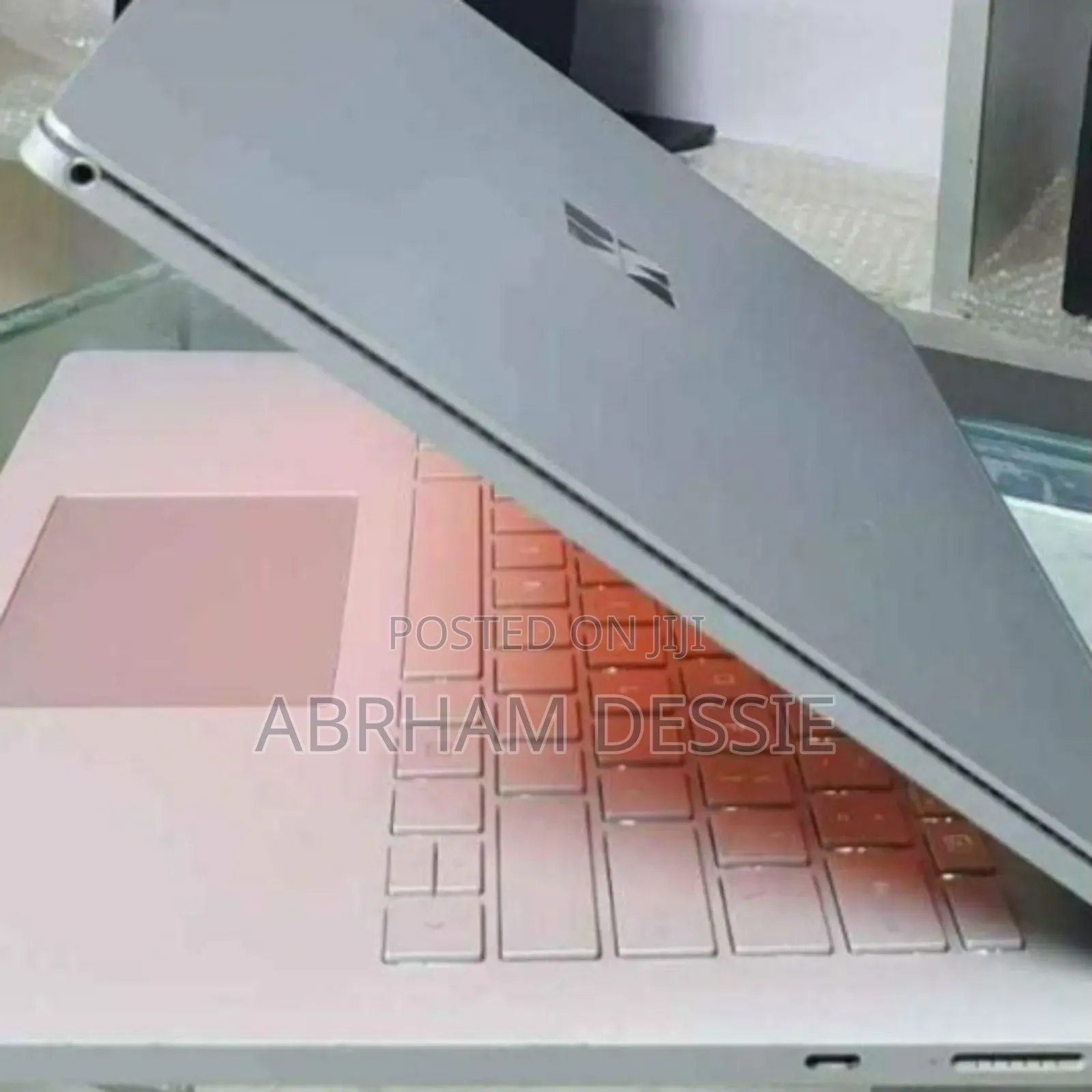 New Laptop Microsoft Surface Book 3 16GB Intel Core I7 SSD 256GB