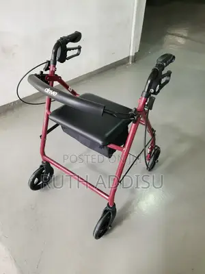 Usa Walker當時walker森嚴walker榮譽walker受傷walker貿與walker骨折walker