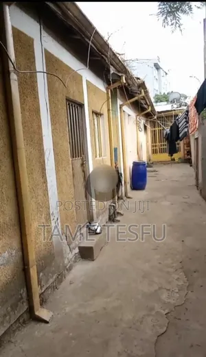 3bdrm House in Piyasa, Arada for sale