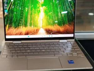 New Laptop HP Envy X360 8GB Intel Core I7 SSD 1T