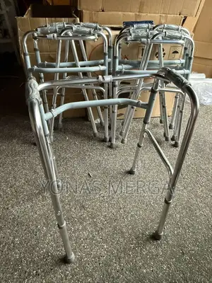 Non-Wheeled Walker: Designed for Safetyطءwalker☆甲crutches